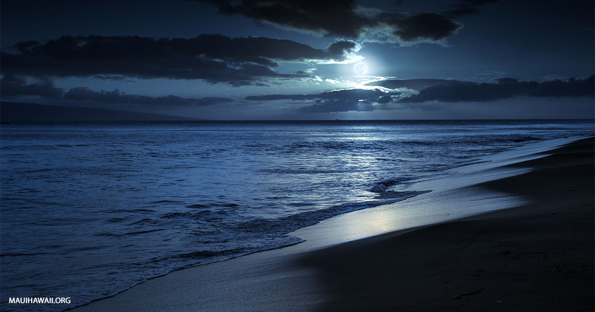 How, Where, And When To See The Moon Setting Maui Hawaii